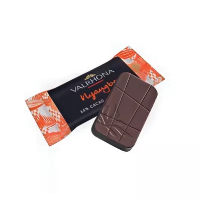 Instant Nyangbo dark chocolate bonbon
