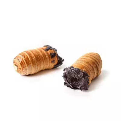 Hazelnut Mignon Cannoli