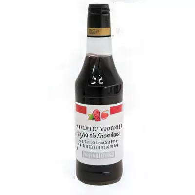 Red wine vinegar with raspberry juice
